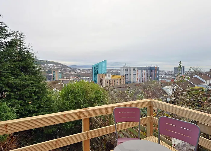 Viewing Deck, On-Street Parking, Tv In Every Room