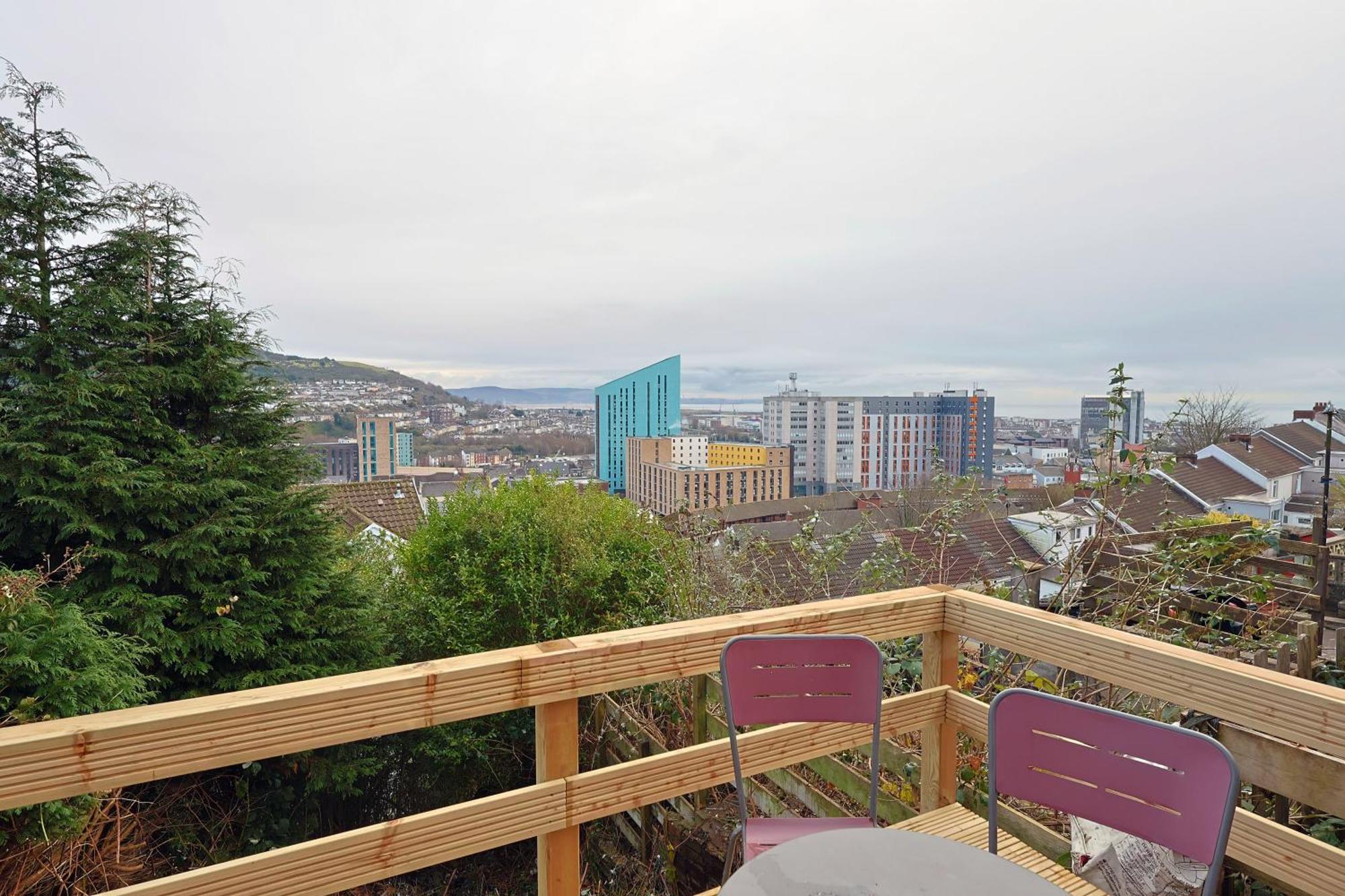 Viewing Deck, On-street Parking, Tv In Every